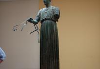 Delphi Tour : Delphi Archaeological Museum : The charioteer